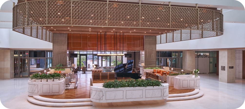 M LOUNGE