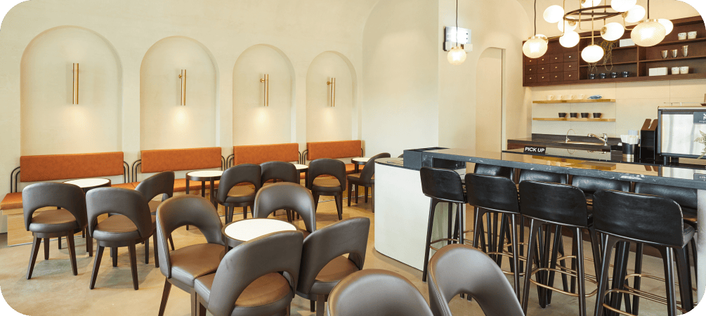 プレミアムラウンジ